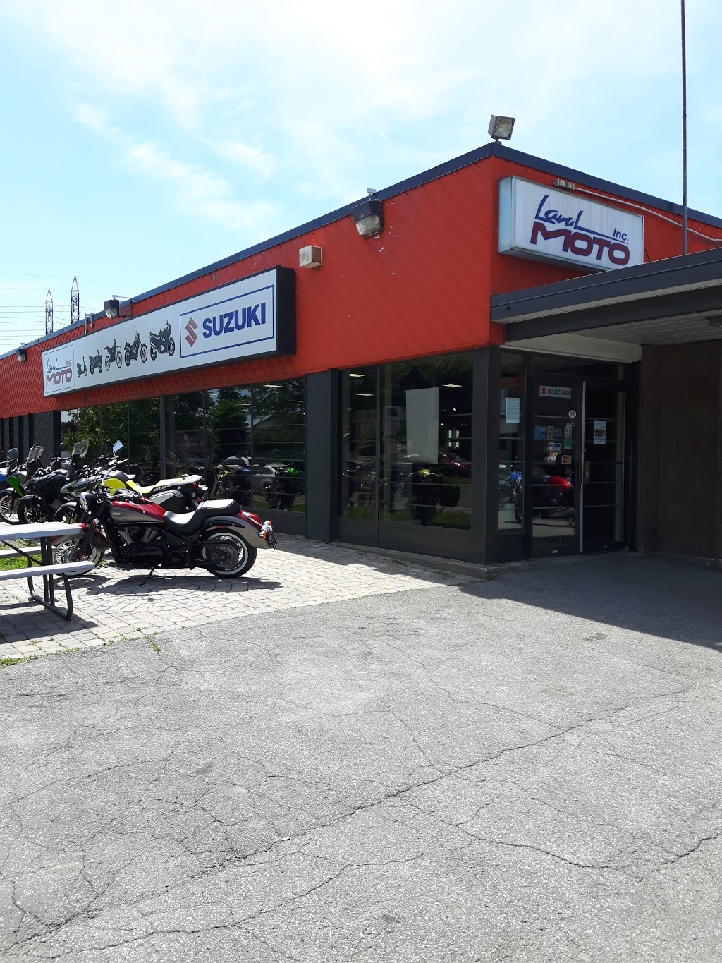 Laval MOTO Inc | 315 Boulevard Cartier O, Laval, QC H7N 2J3, Canada | Phone: (450) 662-1919
