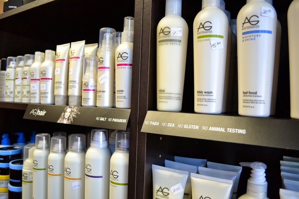 Fringe Styling Salon Ltd | 44 Queens Rd, Duncan, BC V9L 2W4, Canada | Phone: (250) 748-2121