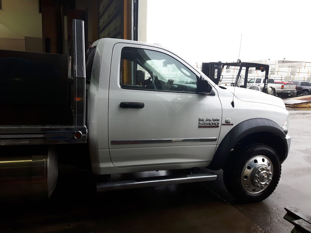 Magnum Trailer & Equipment Inc | 660 Riverside Rd, Abbotsford, BC V2S 7M6, Canada | Phone: (604) 855-7544