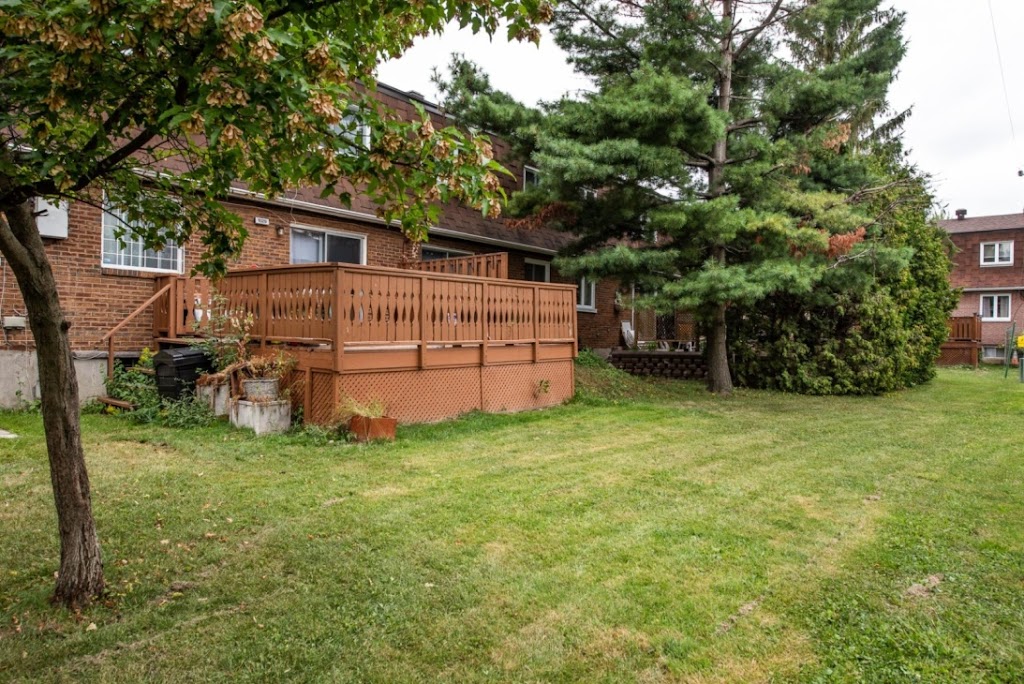 Fairgreen Acres | 880 Rue Legault, Greenfield Park, QC J4V 3C6, Canada | Phone: (450) 676-9807
