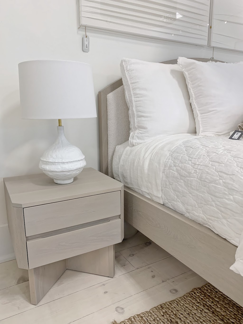 Muskoka Living Interiors | 3655 Muskoka District Road 118 West, Port Carling, ON P0B 1J0, Canada | Phone: (705) 765-6840