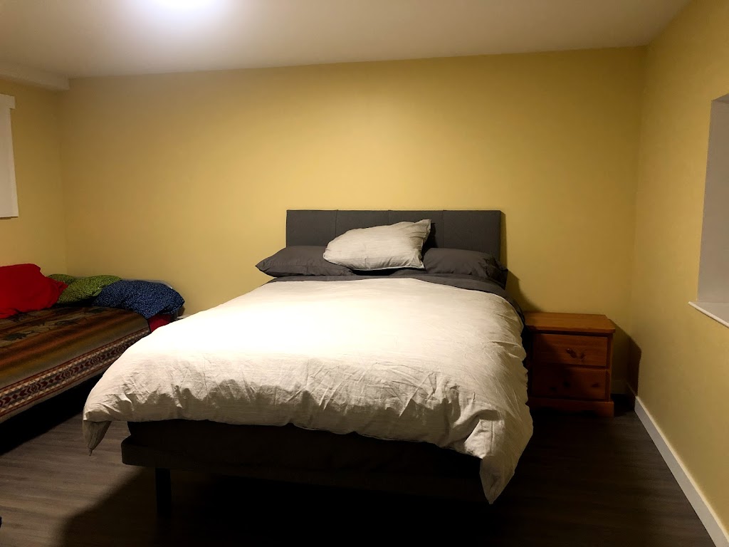 Lillooet Sturgeon Lodge B&B | 368 Park Dr, Lillooet, BC V1K 1V0, Canada | Phone: (250) 308-9199