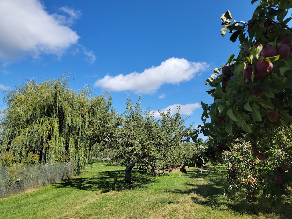 Le verger MéliMélo 1748 Rang du Domaine, SaintJosephduLac, QC J0N