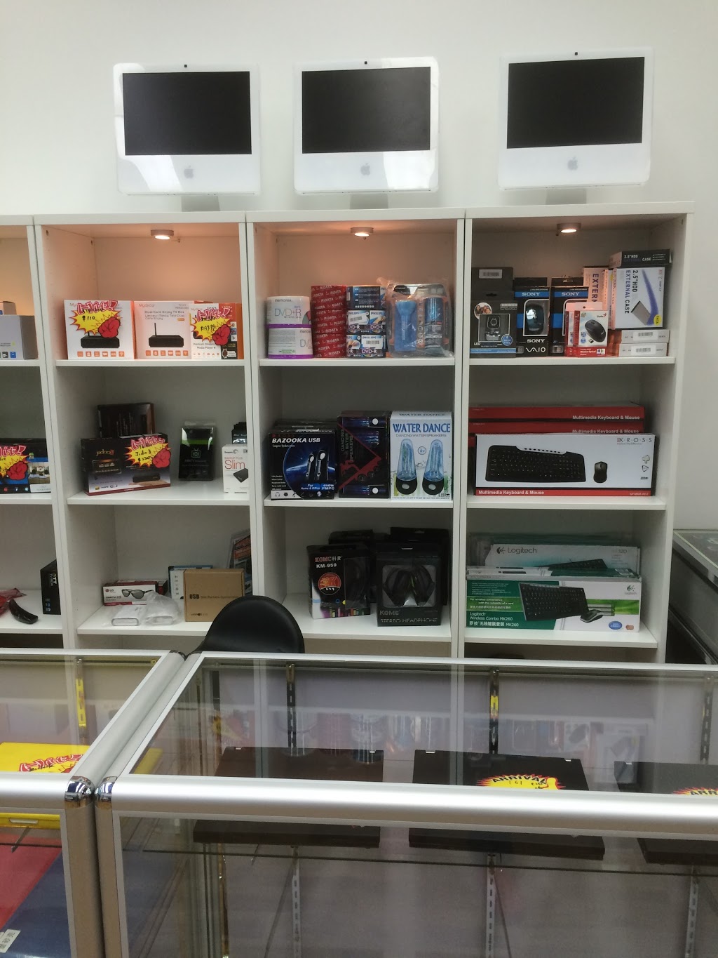 TechTech | 1530 Albion Rd, Etobicoke, ON M9V 1B4, Canada | Phone: (416) 748-3663