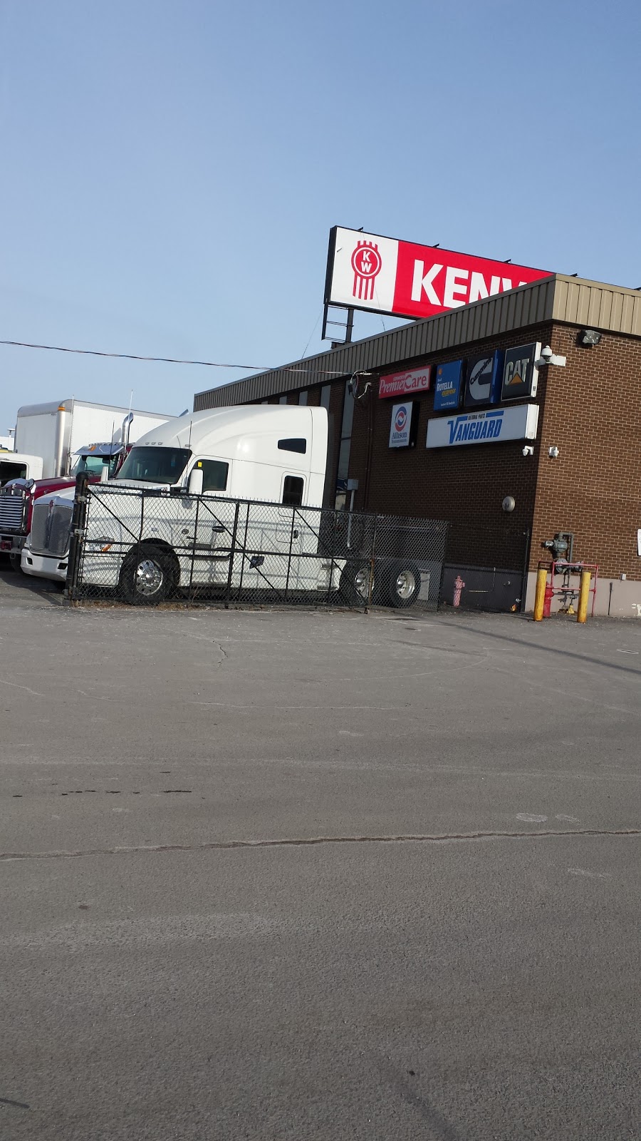 Kenworth Truck Centres | 5475 Dixie Rd, Mississauga, ON L4W 1E6, Canada | Phone: (905) 625-5000