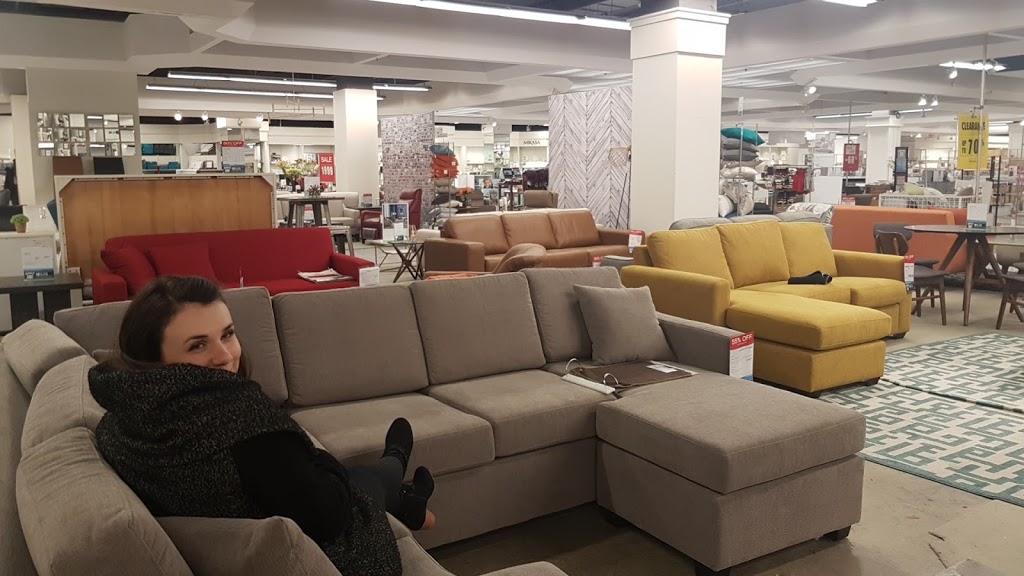 Hudson’s Bay | 3050 Kingsway Dr, Kitchener, ON N2C 2J7, Canada | Phone: (519) 894-1111