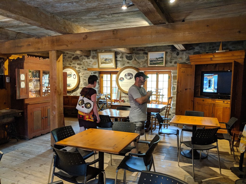 Moulin Michel De Gentilly | bd, 675 Boul Bécancour, Bécancour, QC G9H 3S9, Canada | Phone: (819) 298-2882