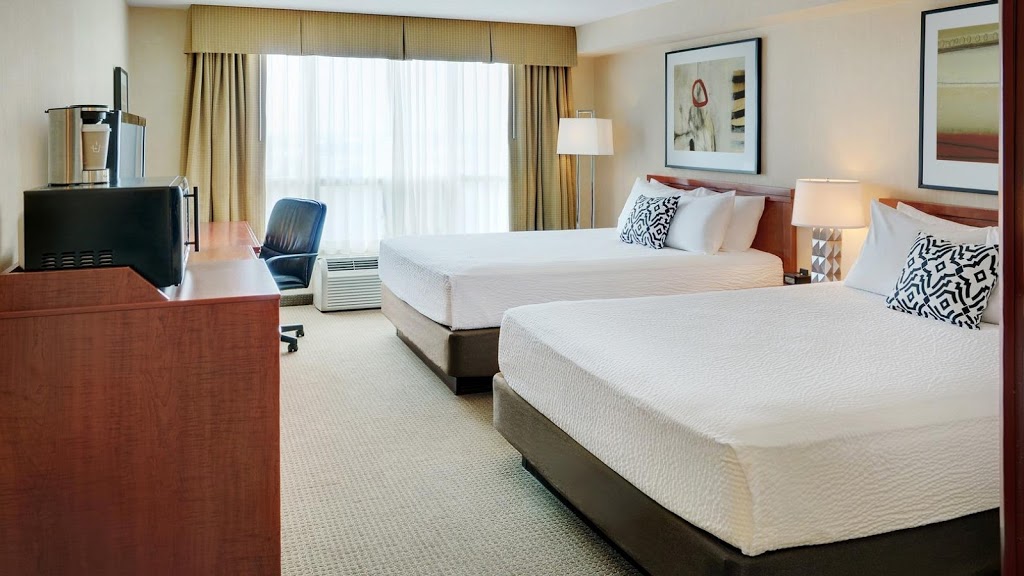 Radisson Hotel Kitchener Waterloo | 2960 King St E, Kitchener, ON N2A 1A9, Canada | Phone: (519) 894-9500