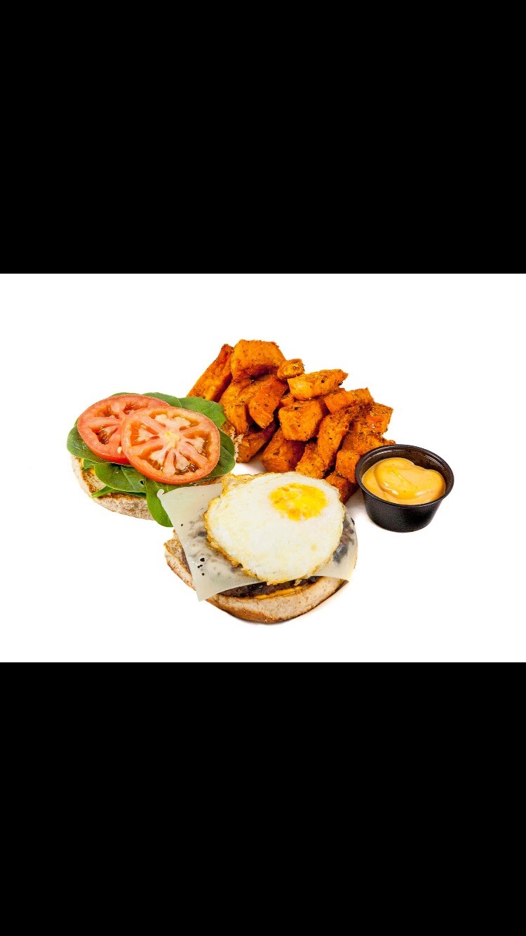 Eat Clean Healthy Grill & Juice Bar - Edmonton | 10083 109 St NW, Edmonton, AB T5T 0J7, Canada | Phone: (780) 244-5658