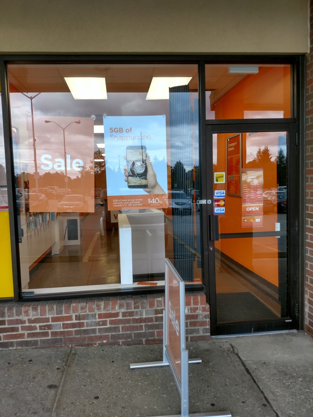Freedom Mobile | Leslie Dexter Plaza, 5887 Leslie St, North York, ON M2H 1J8, Canada | Phone: (416) 477-1438