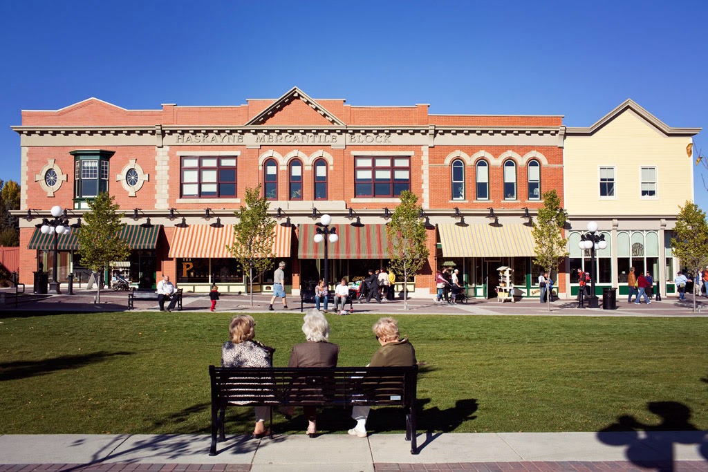Heritage Park Historical Village | 1900 Heritage Dr SW, Calgary, AB T2V 2X3, Canada | Phone: (403) 268-8500
