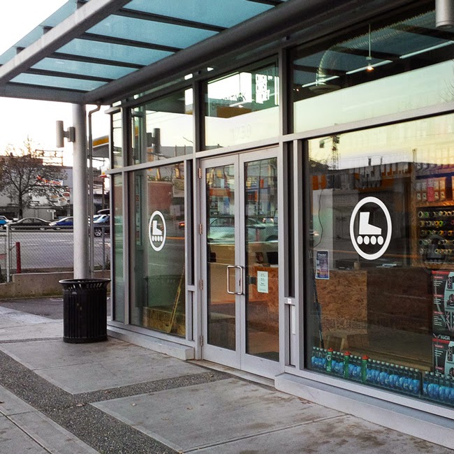 Coast to Coast Roller Hockey Shop | store | 1739 Main St, Vancouver, BC V5T 3B5, Canada