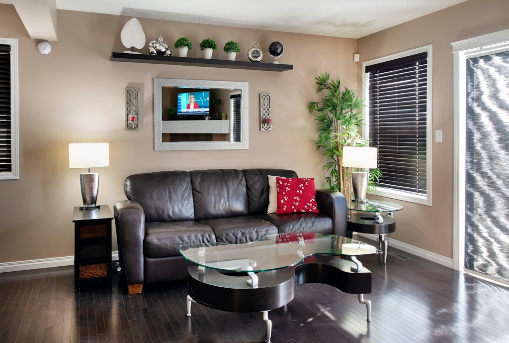 Short Term Home Rental Edmonton Alberta | 9061 Scott Crescent NW, Edmonton, AB T6R 0E8, Canada | Phone: (780) 868-5603