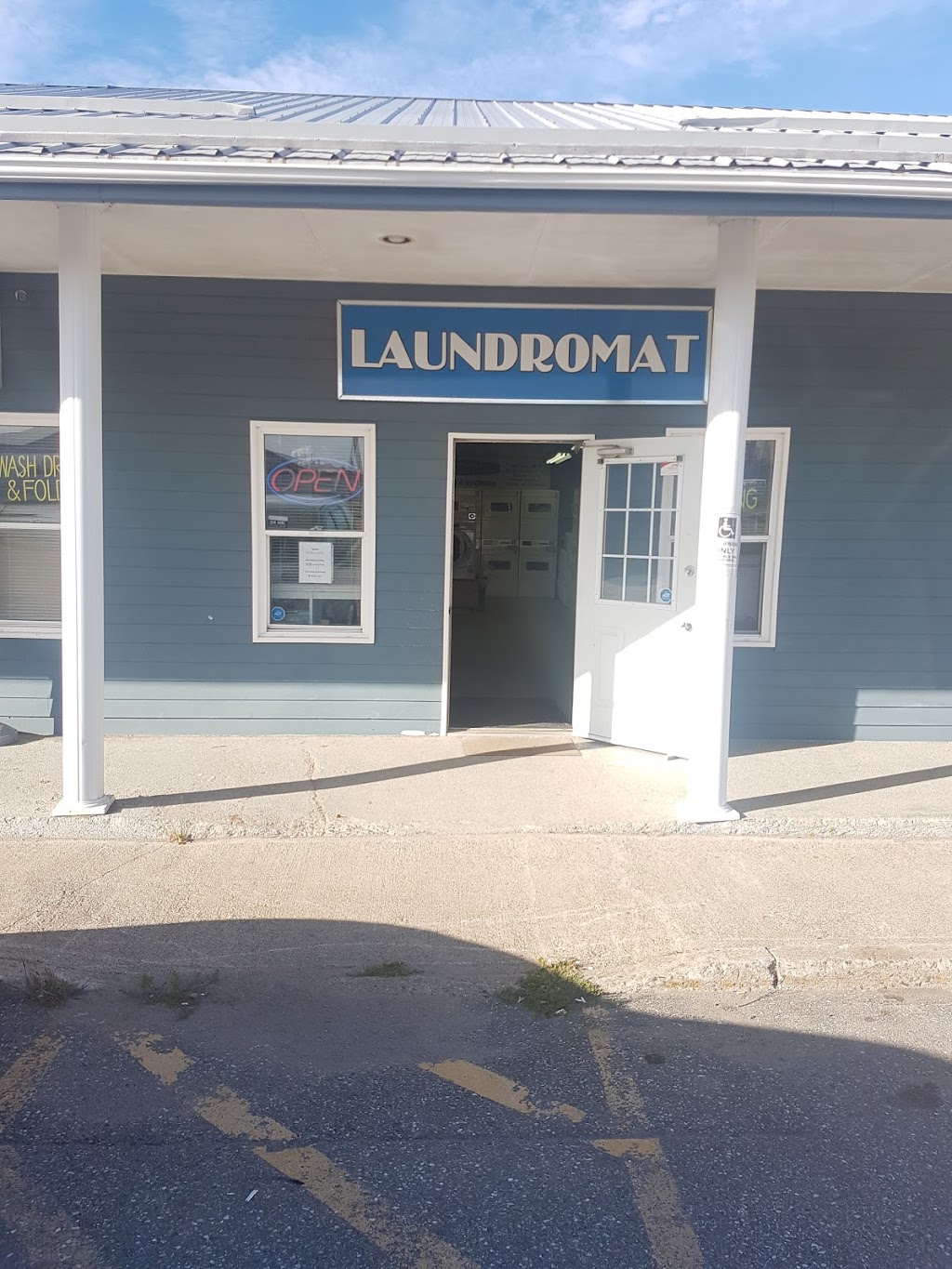 Personal Touch Laundromat | 77 Golden Grove Rd, Saint John, NB E2H 1W6, Canada | Phone: (506) 657-5007