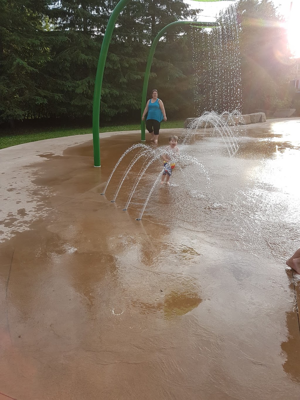 Parc de la 20e avenue ouest. | 1E1, 2-10 20 Avenue O, Blainville, QC J7C 2R6, Canada