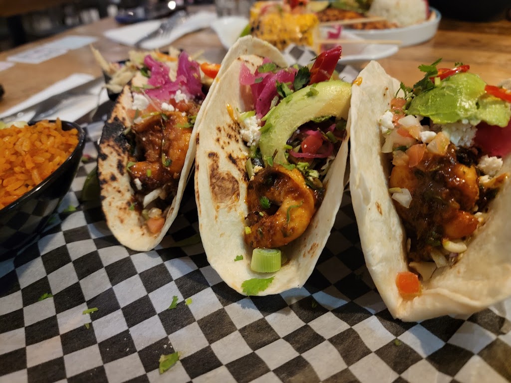 3 Amigos (Laval) | 2033 Blvd. Saint-Martin O, Laval, QC H7S 1N3, Canada | Phone: (450) 682-6777