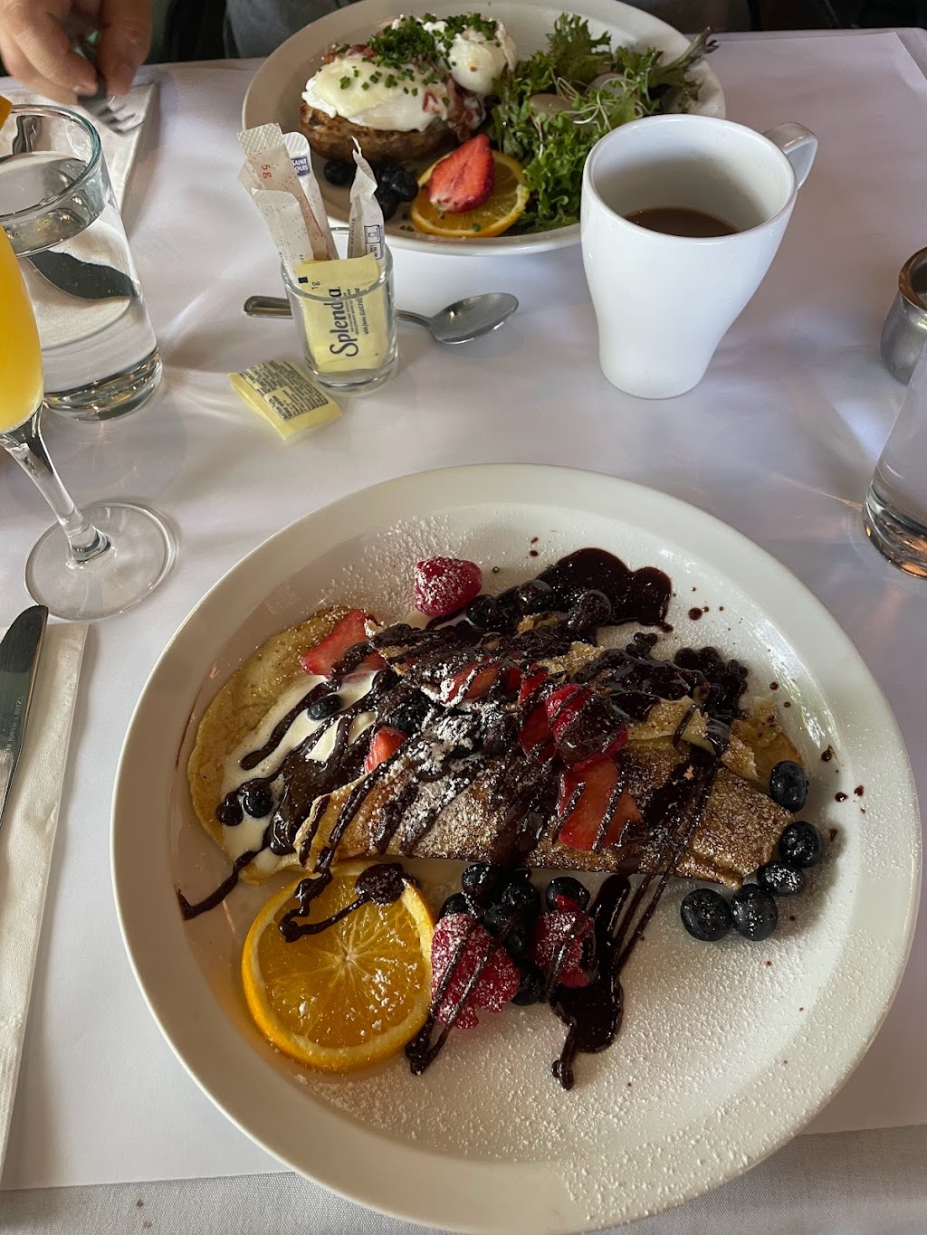 Rebelle bistro | 2027 Chemin Ste Angélique, Saint-Lazare, QC J7T 2Y5, Canada | Phone: (450) 424-9898