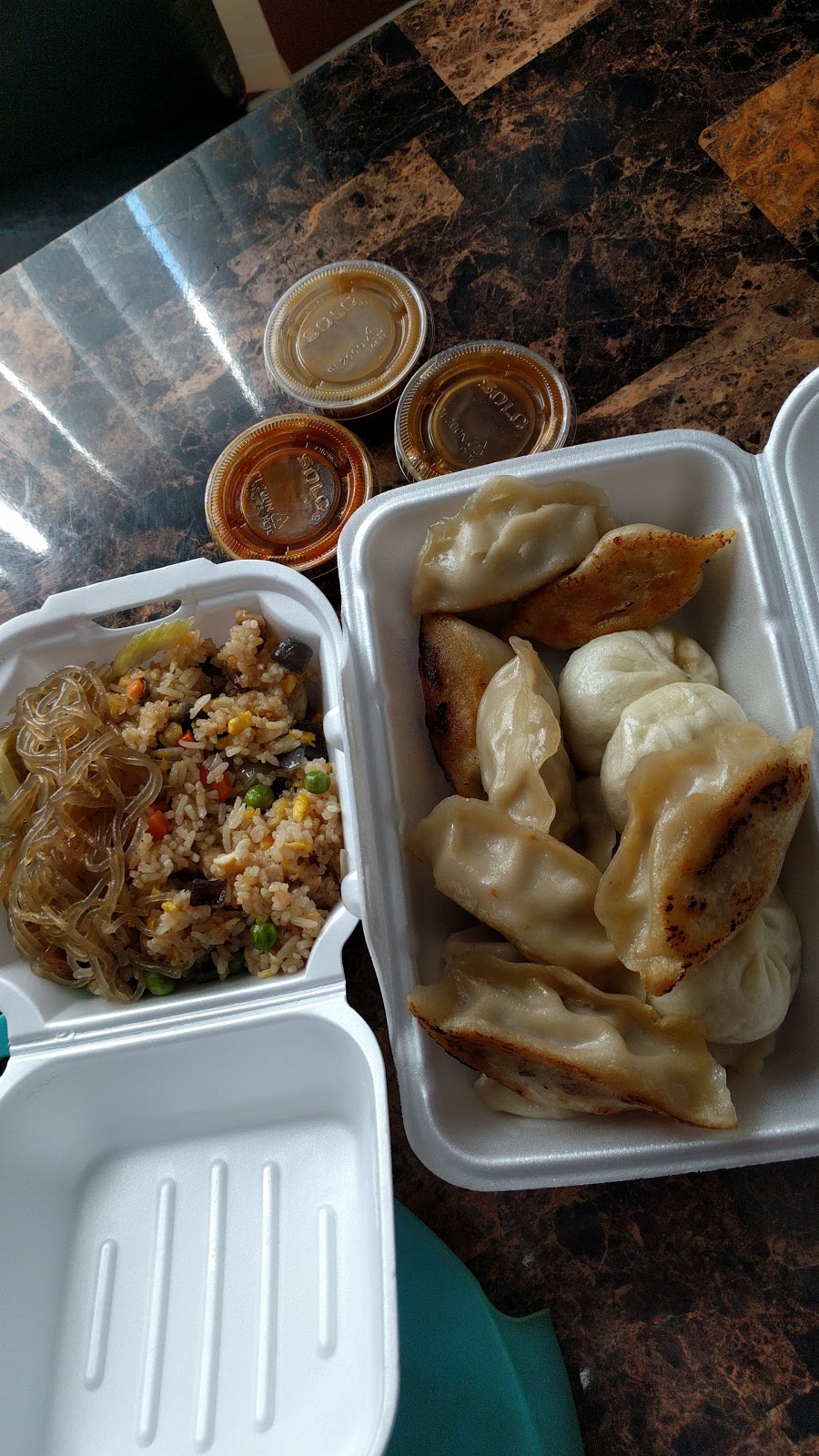 So Inviting | 876 Dundas St, London, ON N5W 3A1, Canada | Phone: (226) 781-0788