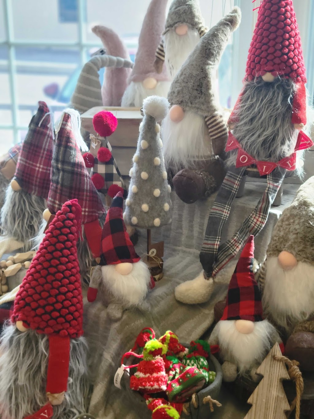 Sweet & Spice Candles | 295 Weber St N Unit 6B, Waterloo, ON N2J 3H8, Canada | Phone: (226) 647-2205