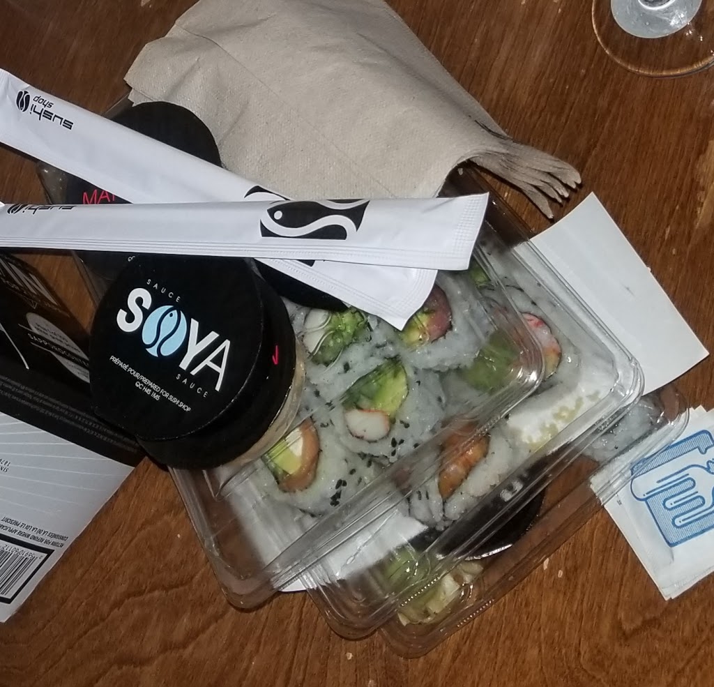 Sushi Shop | 220 Chemin du Lac-Millette, Saint-Sauveur, QC J0R 1R3, Canada | Phone: (450) 227-4242