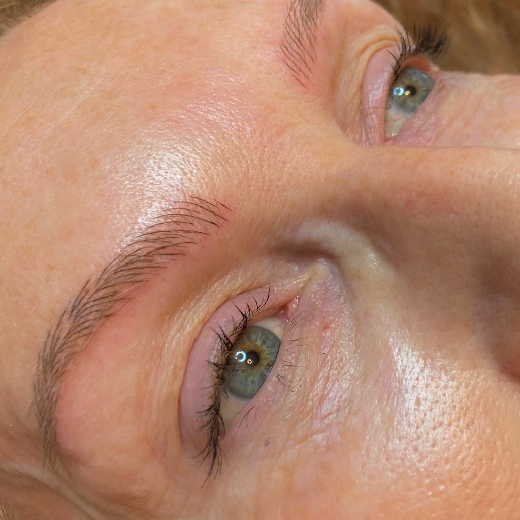 The Artistry By Jennie Pethick | 11 Adelaide St N, Lindsay, ON K9V 3M7, Canada | Phone: (647) 688-1012
