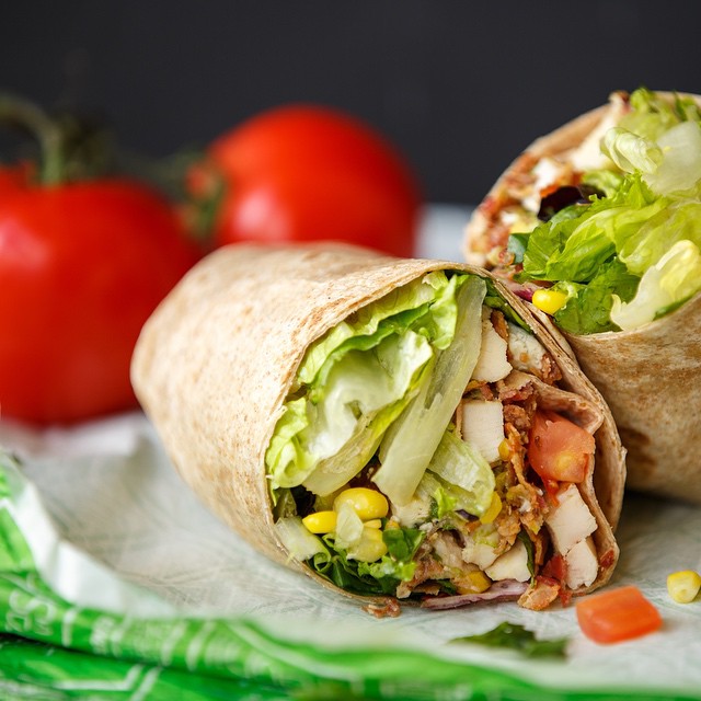 Freshii Erin Mills | Town Centre, 5100 Erin Mills Pkwy, Mississauga, ON L5M 4Z5, Canada | Phone: (905) 997-6001