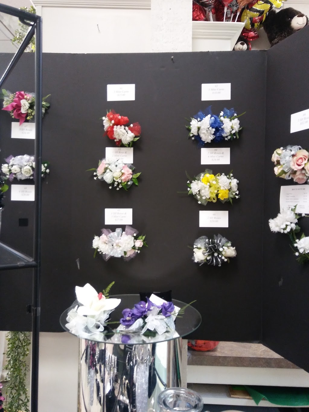 Silks Flower Shop | 816 Clinton Ave, St Clair, MI 48079, USA | Phone: (810) 329-4734