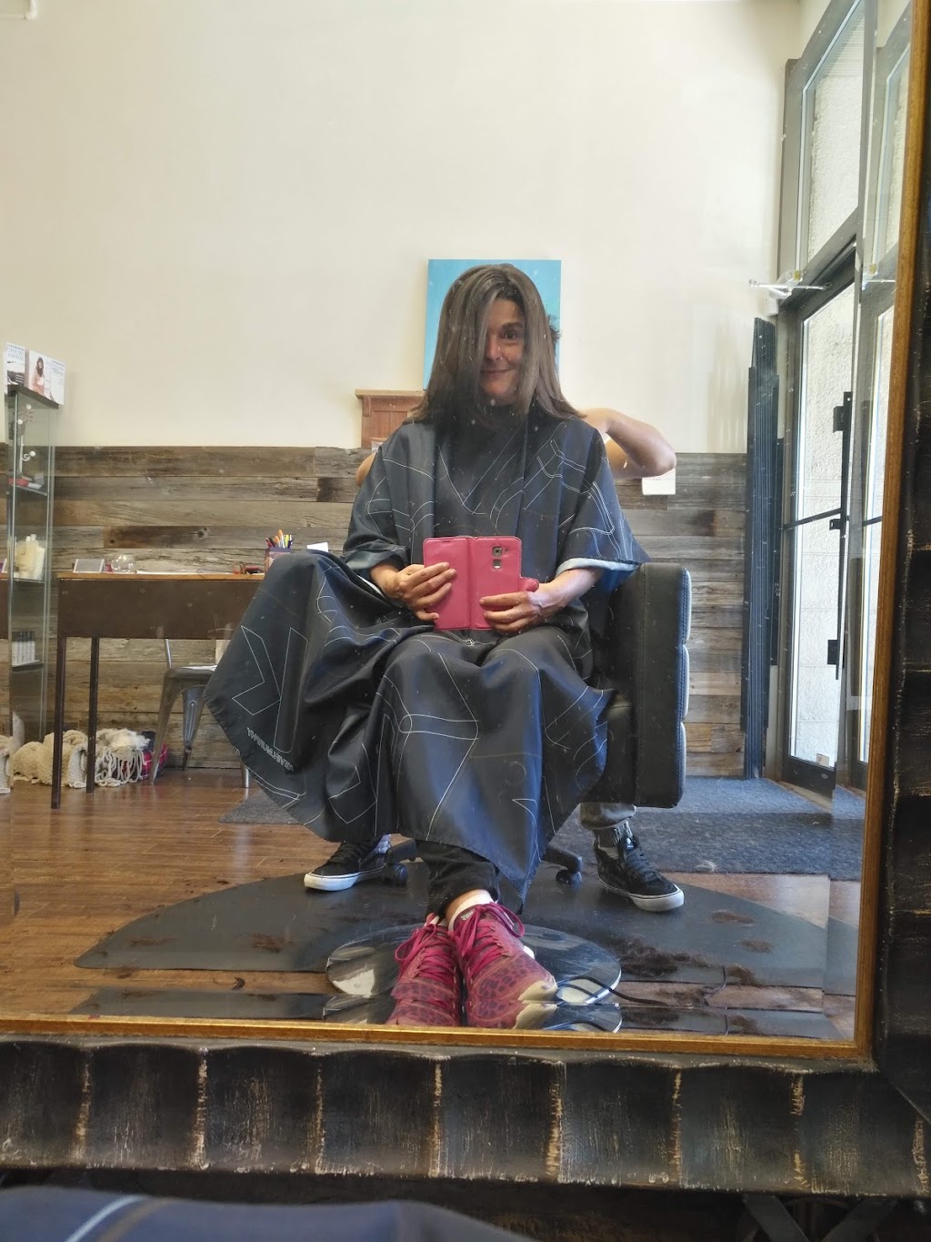 Jorge Mendez Coiffure Studio | 101 Rue Ste Anne, Sainte-Anne-de-Bellevue, QC H9X 1L9, Canada | Phone: (514) 505-0687