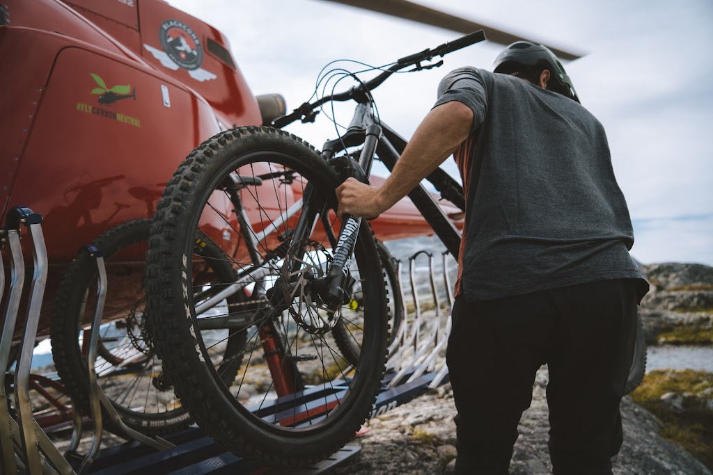 AlpX Expeditions | 9960 Heliport Rd, Whistler, BC V0N 1B0, Canada | Phone: (604) 938-1700