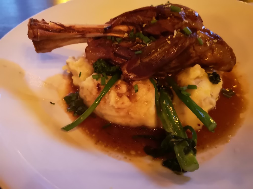 Fionn MacCools | 867 Wellington Rd, London, ON N6E 3N5, Canada | Phone: (519) 681-5346