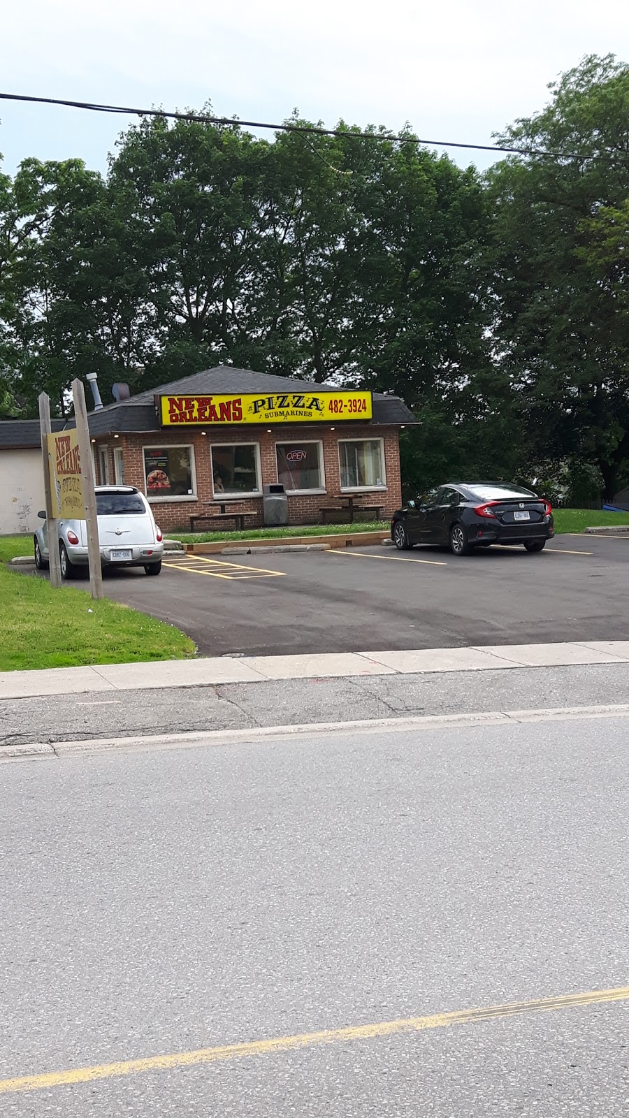 New Orleans Pizza | 28 Huron St, Clinton, ON N0M 1L0, Canada | Phone: (519) 482-3924