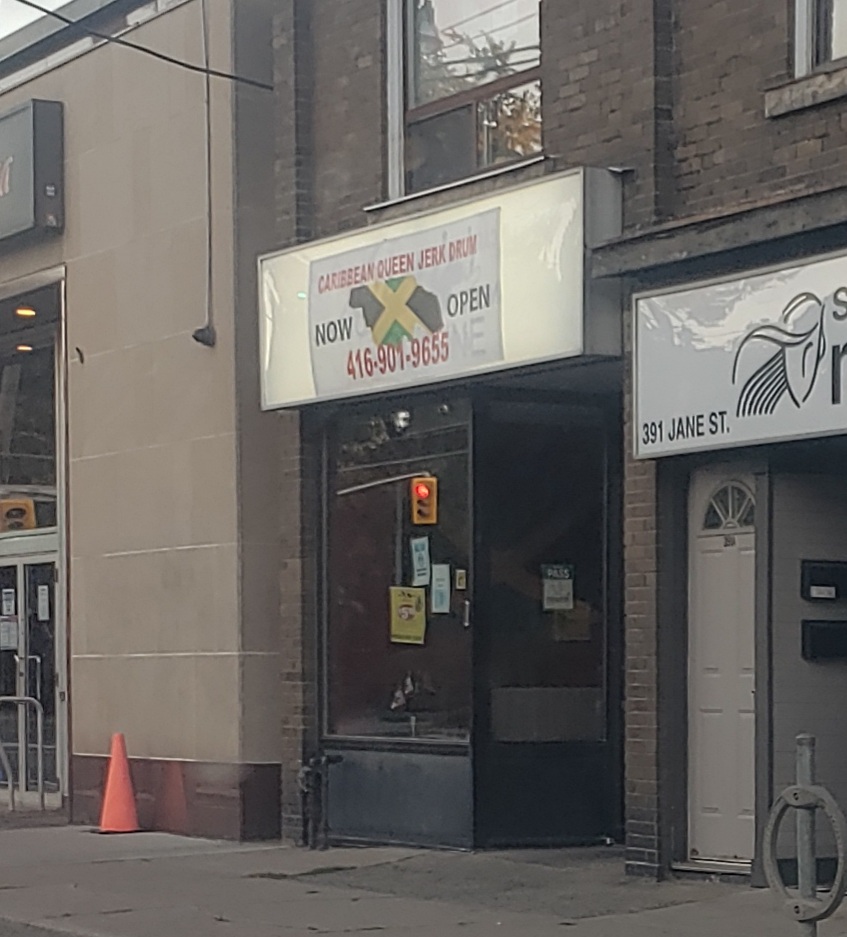 Caribbean Queen Jerk (Jane Street) | 393 Jane St, Toronto, ON M6S 3Z3, Canada | Phone: (416) 901-9655