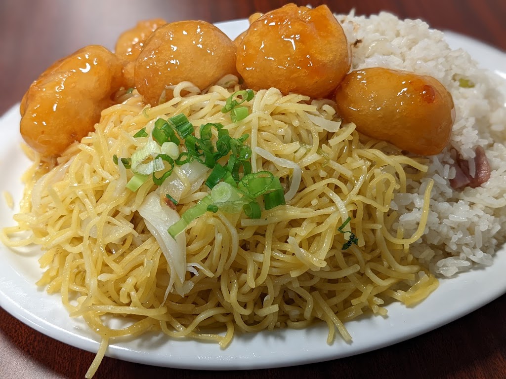 Twins Restaurant | 8331 Chappelle Way SW, Edmonton, AB T6W 4S1, Canada | Phone: (780) 705-7872