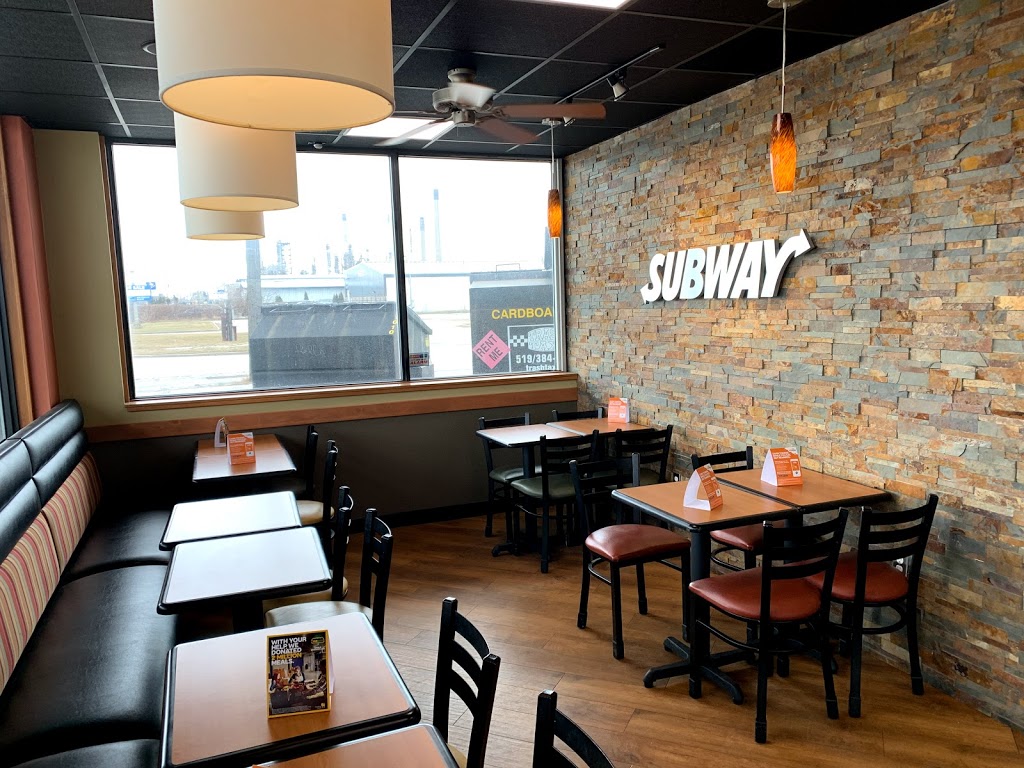 Subway | restaurant | 535 Vidal St S, Sarnia, ON N7T 2V7, Canada | 5193377171 OR +1 519-337-7171