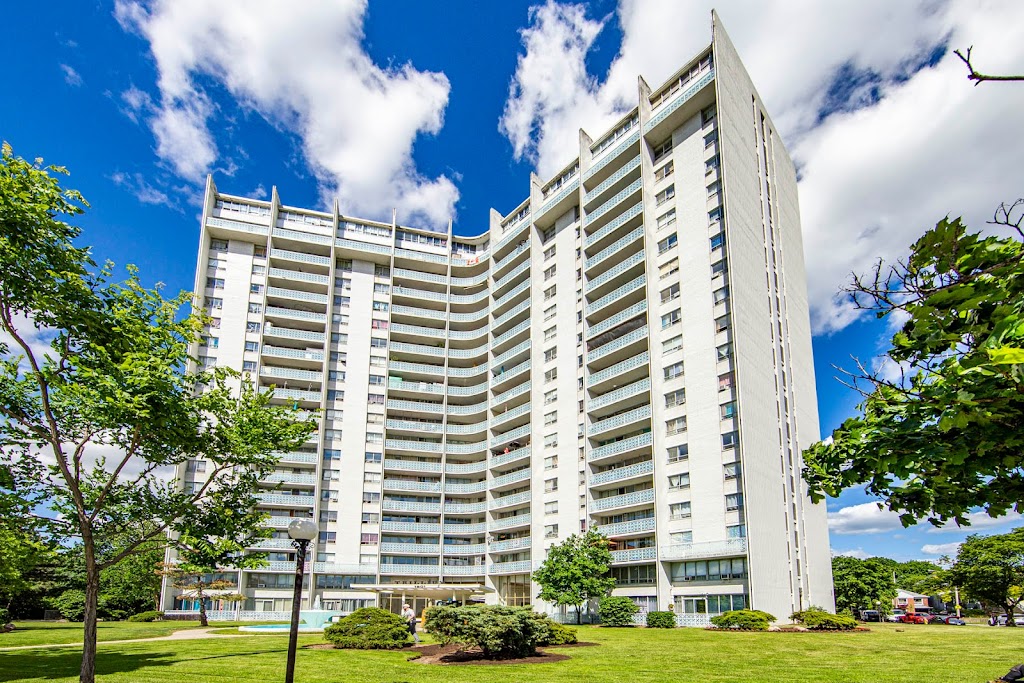 Trillium Apartments - 1501 Woodbine Avenue | 1501 Woodbine Ave, East York, ON M4C 4H1, Canada | Phone: (647) 218-5969