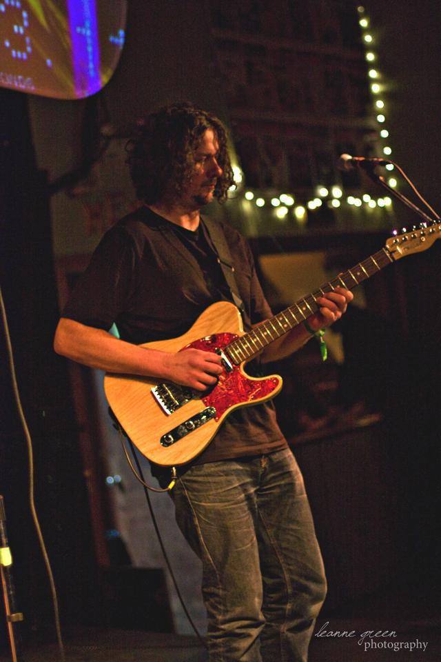 Davids Guitar Studio | 108-66 Kippendavie Ave, Toronto, ON M4L 0A4, Canada | Phone: (647) 699-2112