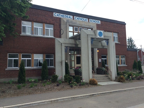 Cathedral Catholic Elementary School | 200 Isabella St, Pembroke, ON K8A 5S7, Canada | Phone: (613) 732-8054