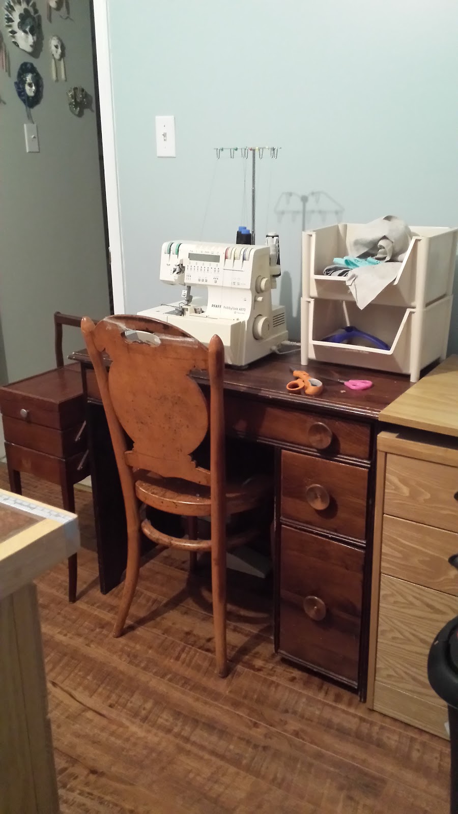 Frans Sewing | 28 Evergreen Crescent, Wasaga Beach, ON L9Z 1B6, Canada | Phone: (705) 429-8331