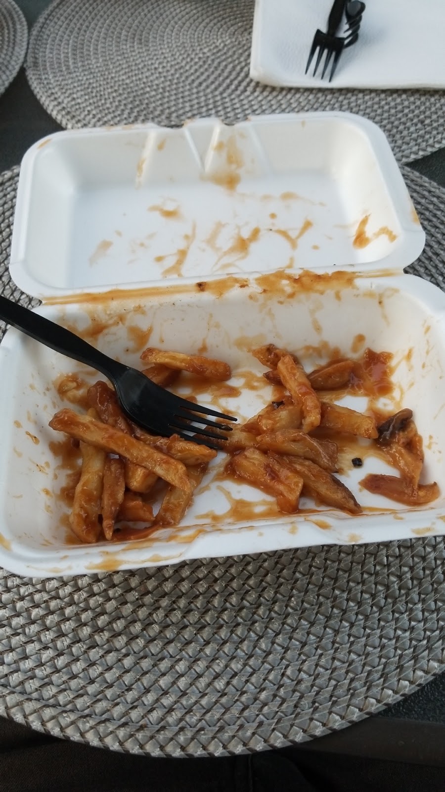Casse-croûte Patate-O-Bec | 4 Route Lallemand, Lévis, QC G6V 9E2, Canada | Phone: (418) 837-2131