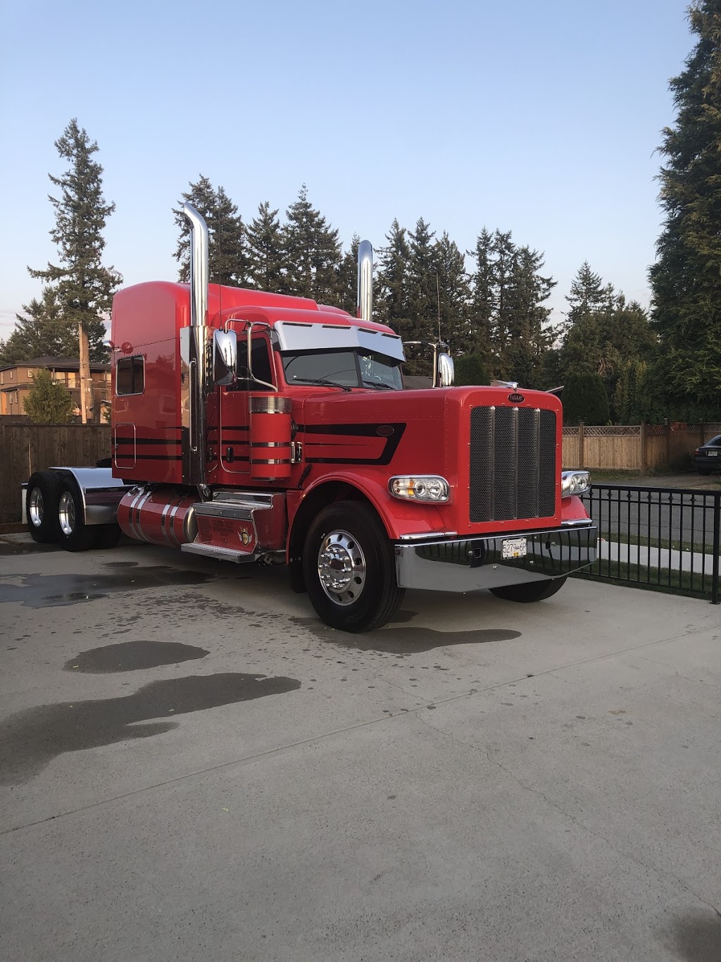Direct Way Transport | 2210 Lynden St, Abbotsford, BC V2T 3B7, Canada | Phone: (778) 552-1519