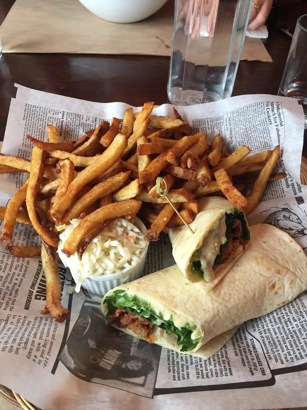 Bistro Philippe Rôtisserie + | 299 Rue Ducharme, Contrecoeur, QC J0L 1C0, Canada | Phone: (579) 360-6060