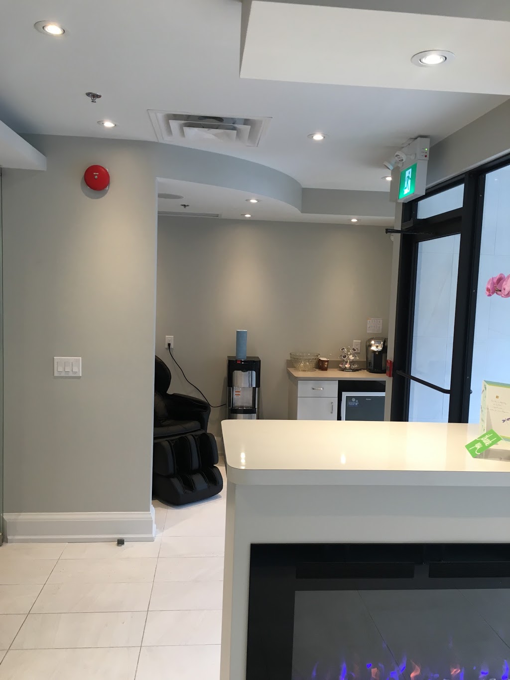 City Oasis Dental | 82 Adelaide Street East (corner Of Church And Adelaide Beside Starbucks, Toronto, ON M5C 1K9, Canada | Phone: (647) 980-1200