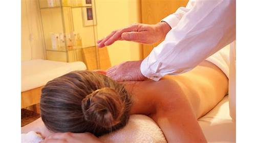 Esposito Massage | 2227 St Johns St, Port Moody, BC V3H 2A6, Canada | Phone: (604) 936-4132