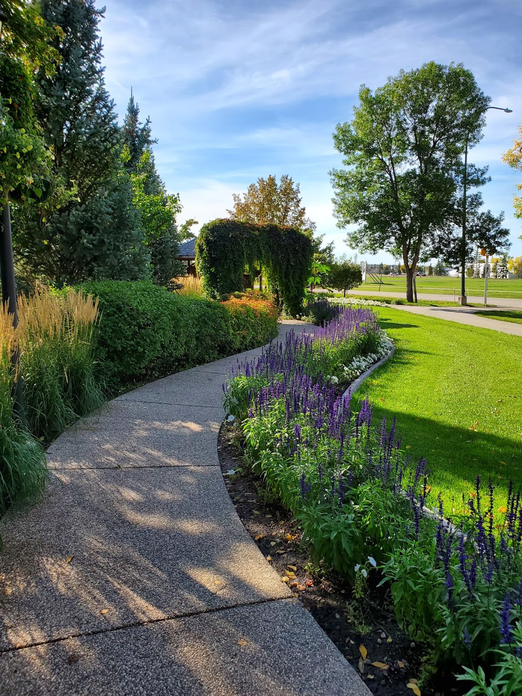 Winkler Aquatic Centre | 580 Park St, Winkler, MB R6W 1B2, Canada | Phone: (204) 325-8212