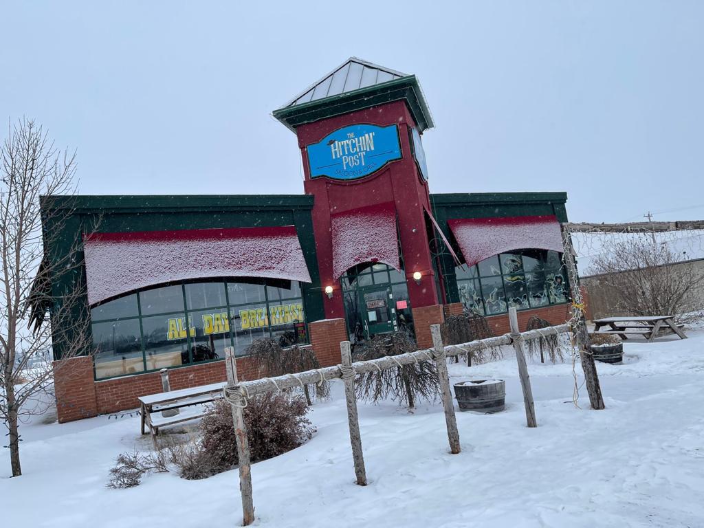 The Hitchin Post Bar & Grill | 4405 AB-2A, Ponoka, AB T4J 1J8, Canada | Phone: (403) 783-3800