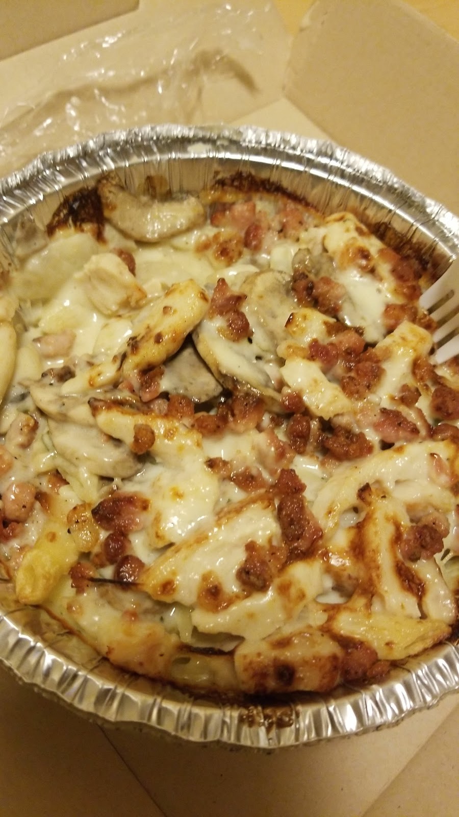 Dominos | 5713 Ferry St, Niagara Falls, ON L2G 1S5, Canada | Phone: (905) 374-4334