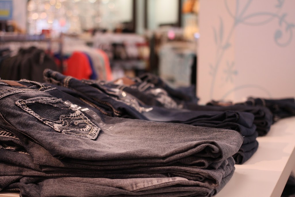 Maurices | 390 N Front St Space R-14, Belleville, ON K8P 3E1, Canada | Phone: (613) 962-4400