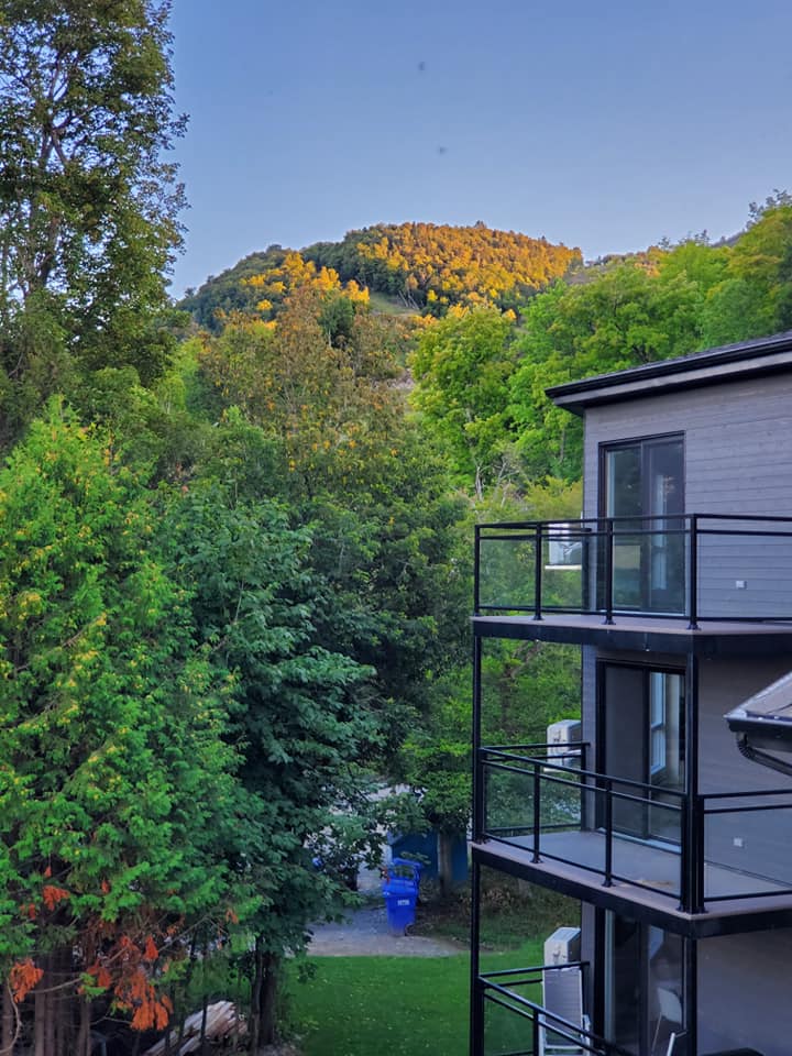 Condos Glaz Phase 1 | 323 Chem. du Panorama, Mansonville, QC J0E 1X0, Canada | Phone: (877) 980-0005