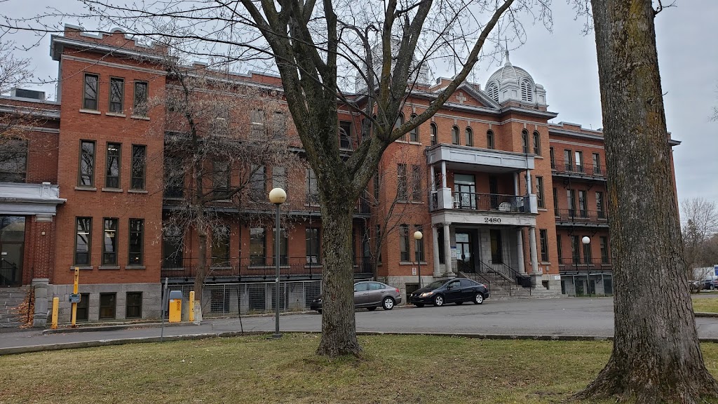 CLSC Orléans (Maizerets) | 2480 Chem. de la Canardière, Québec, QC G1J 2G1, Canada | Phone: (418) 628-6808