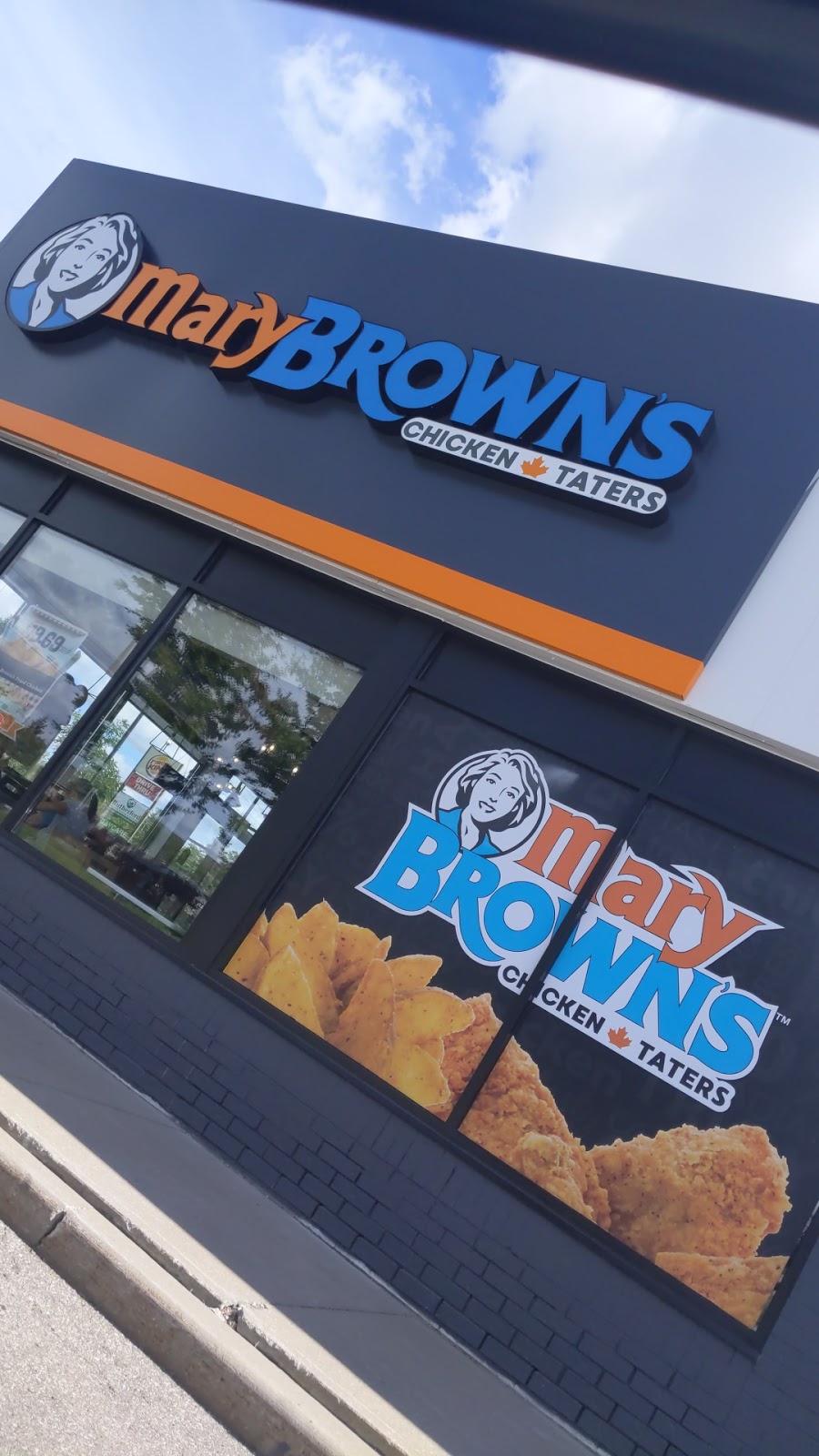 Mary Browns Chicken & Taters | 11 Jacob Keffer Pkwy, Concord, ON L4K 5N8, Canada | Phone: (289) 832-5077